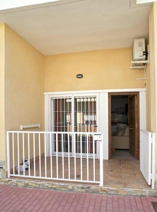 The Beach Is Close But Quiet And Not Noisy Casa Reformada Cerca De La Playa San Pedro del Pinatar Exteriör bild